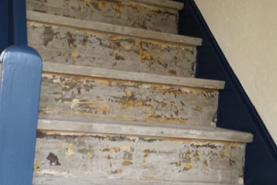 Voordat een trap in Papendrecht werd gerenoveerd